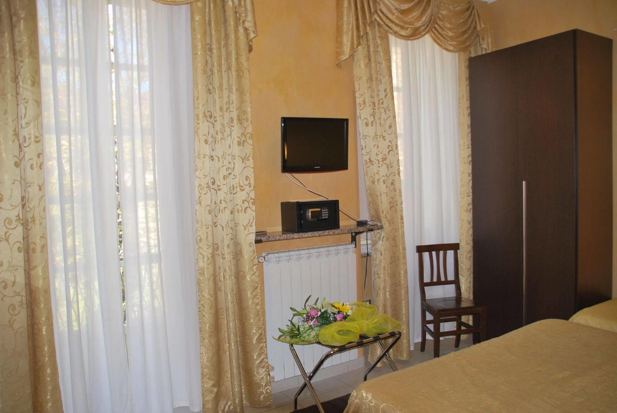 Hotel Antico Distretto Turin Exterior photo